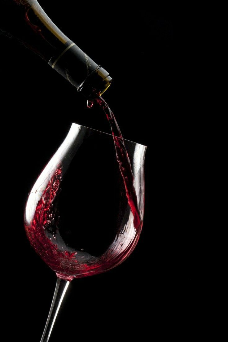 Beneficios de tomar una copa vino al día